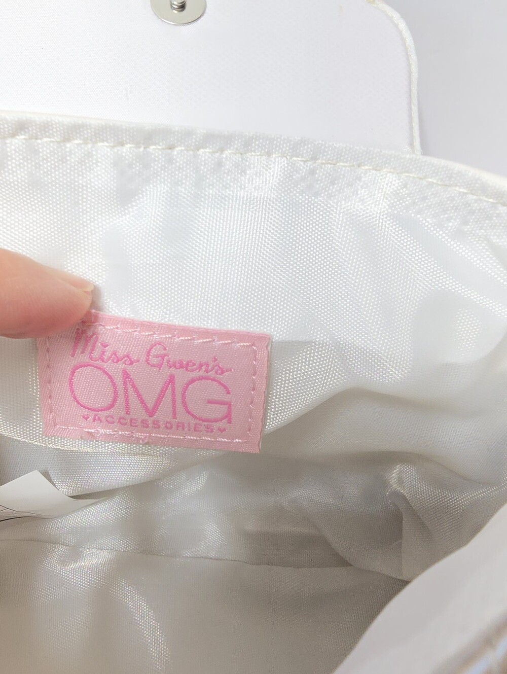 NWT OMG Accessories White Pearlescent Sequin Bow Bling Ring Handle Crossbod Bag - Picture 10 of 13